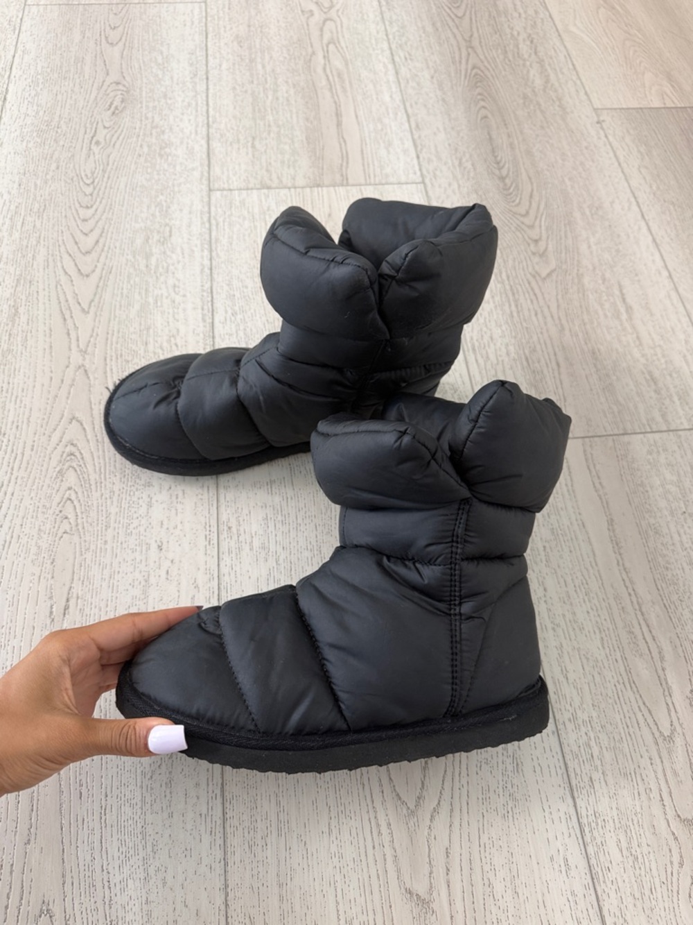 Women’s Black Puffer Booties - Cozy Winter Slip-On
